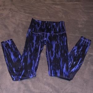 Stylish Blue Patterned Women's Leggings